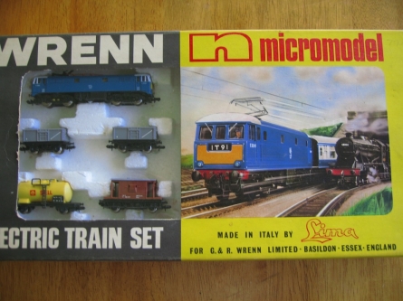 Wrenn "N" Micromodel Elecrtic Train Set - No 2