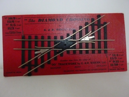Wrenn OO Type 0085 Left Hand 2 Rail Diamond Crossing - N/S