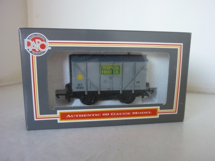 Wrenn/Dapol WR2-08 "Tropical Fruit" Van - Period 5