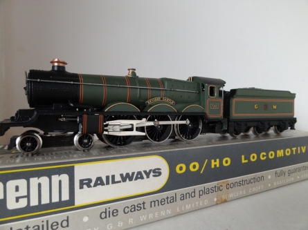 Wrenn W2222 Devizes Castle-GWR Green