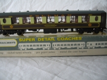 Wrenn W6001A No 87 Brown/Cream Pullman Coach -WT 