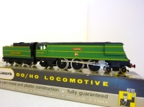 Wrenn W.2276X/5P "Exeter" Bullied Locomotive - SR Green - V/RARE