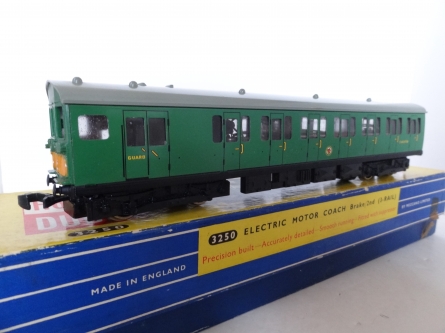 Hornby Dublo 3250 EMU Brake/2nd - S.65236 - 3 Rail