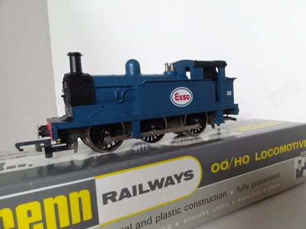 Wrenn W2201 "Esso" 0-6-0 Blue Tank Locomotive - Period 4 Issue