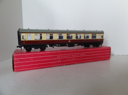 Hornby Dublo 4060 1st Class Open Corridor Coach - WR - Brown/Cream - 2/3 Rail