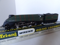 Triang/Wrenn No 2211 "Mallard" A4 Locomotive - BR Green - Early P2 Issue - RARE 