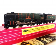 Hornby Dublo 2235 "Barnstaple" W/Country Locomotive - 2 Rail - 34005     