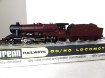 Wrenn W2272 2-8-0 8F Locomotive-LMS Maroon- 1983 Issue - Rare 