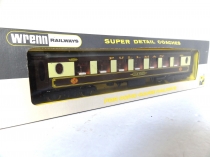 Wrenn W6001.A "Car No 87" Pullman Brown/Cream Coach - WT 