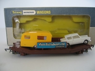 W4625P Auto Distributors Wagon with Car and Caravan Load