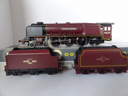 Wrenn W2264 Duchess of Hamilton - BR Maroon - Variations